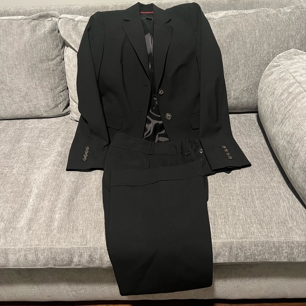 Banana Republic Black Pants Suit Martin Fit (Jacket size 2P, Pants size 2P)